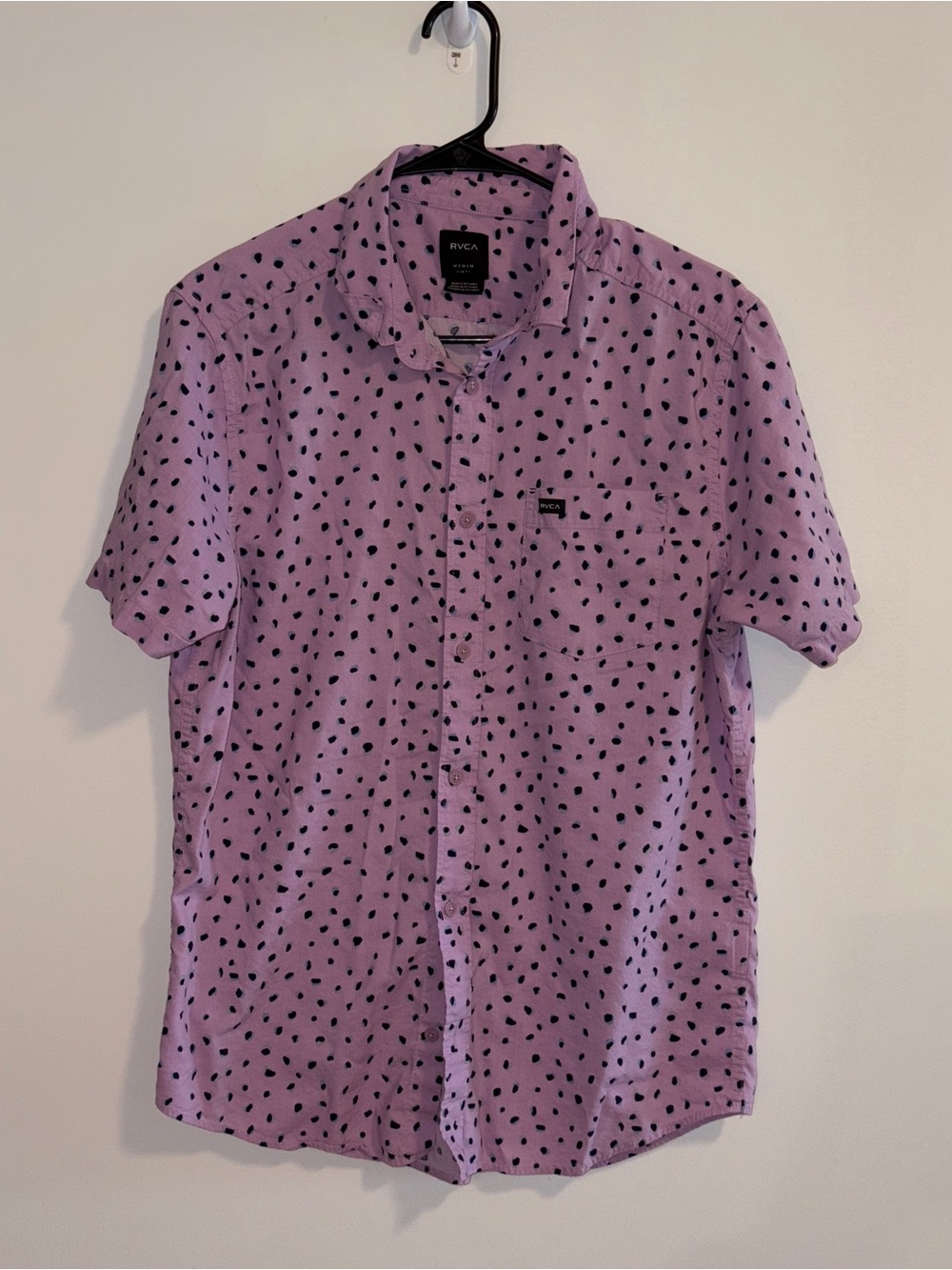 Men’s RVCA Lavender Short-Sleeve Button-Up Shirt with Dot Print Medium
